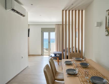Chrysoulas Apartment trapezaria me karekles kardamena Κως.webp